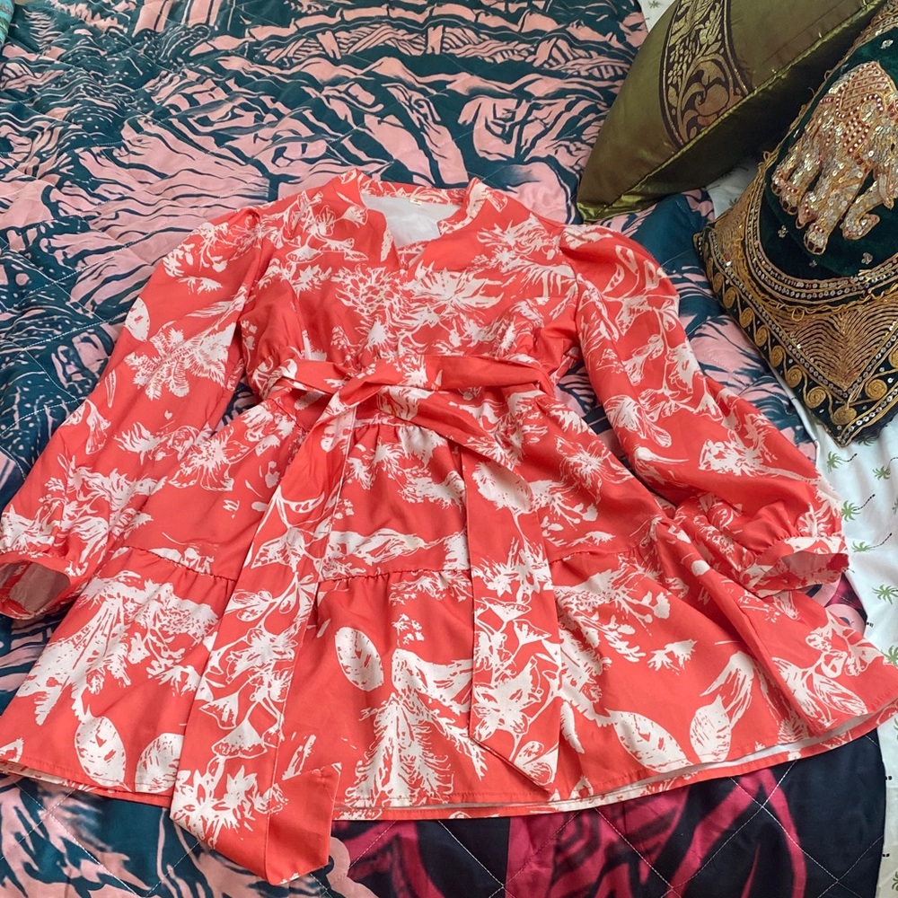 SHEIN Coral and White Long Sleeve Dress with floral pattern